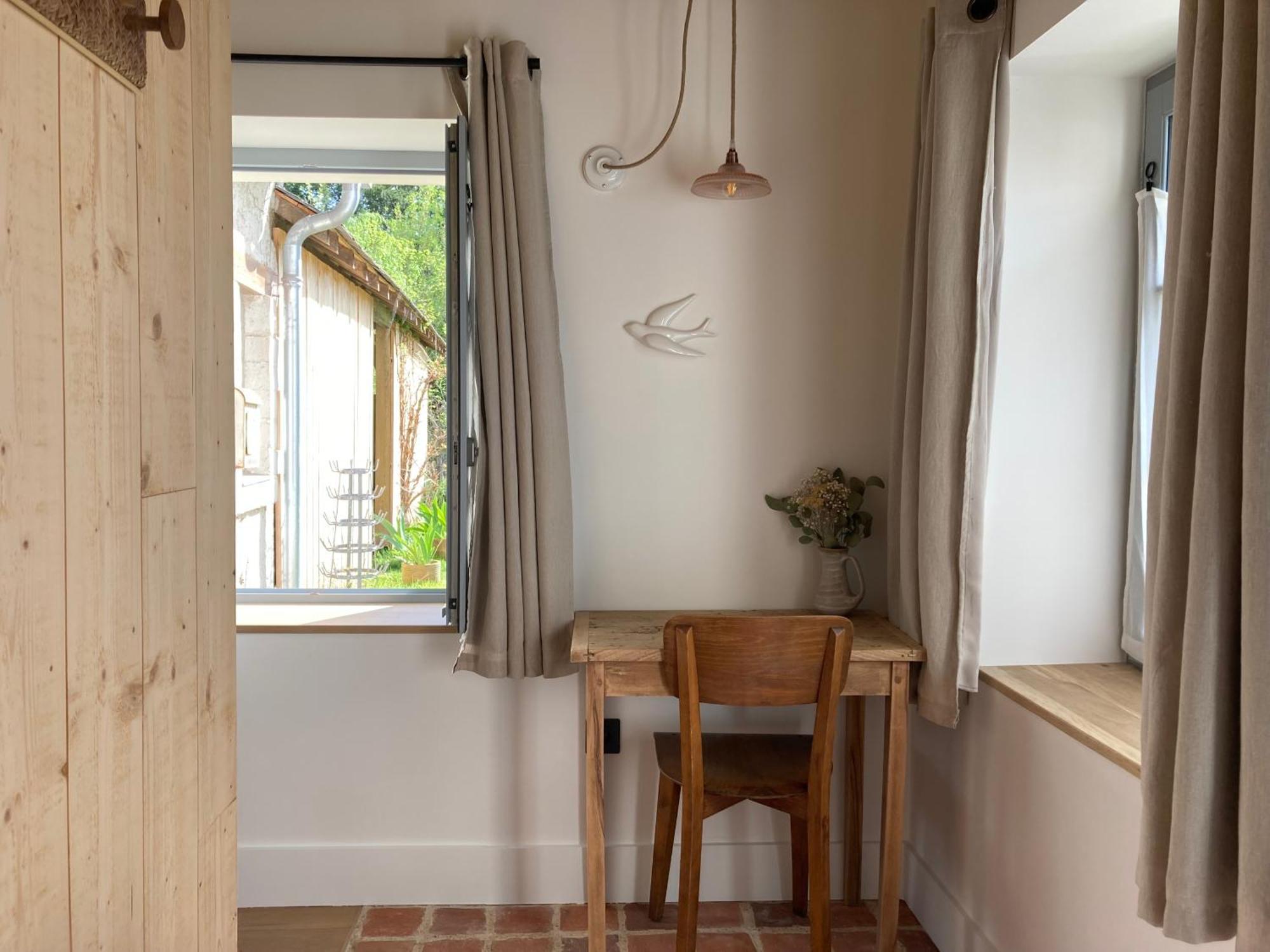 Maison Chemin, Chambres D'Hotes A อองบวส ภายนอก รูปภาพ